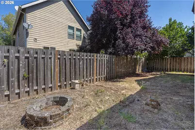 223 NW Sagan Loop, Sheridan, OR 97378 - Photo 9