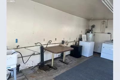 755 S Canyon Blvd, John Day, OR 97845 - Photo 13