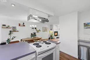 4933 SW Chestnut Pl, Beaverton, OR 97005 - Photo 13