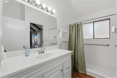 4933 SW Chestnut Pl, Beaverton, OR 97005 - Photo 21