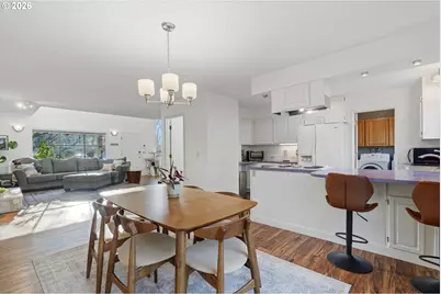 4933 SW Chestnut Pl, Beaverton, OR 97005 - Photo 9