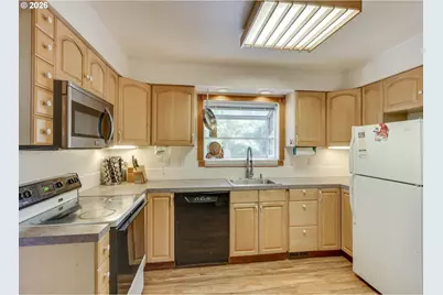 7905 SW 184th Ave, Beaverton, OR 97007 - Photo 11