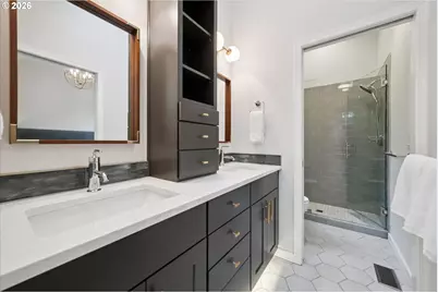 4684 SW Flower Pl, Portland, OR 97221 - Photo 23
