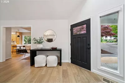4684 SW Flower Pl, Portland, OR 97221 - Photo 3