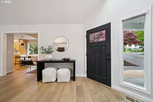 4684 SW Flower Pl, Portland, OR 97221 - Photo 3