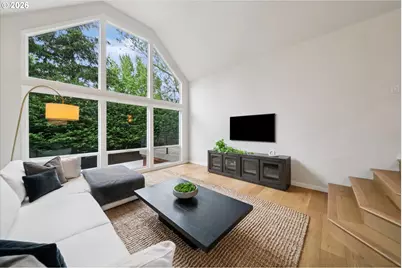 4684 SW Flower Pl, Portland, OR 97221 - Photo 7