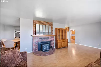 34976 Kamph Dr, Albany, OR 97322 - Photo 17