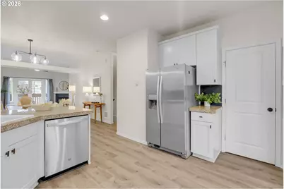 435 NE Cook St, Portland, OR 97212 - Photo 7