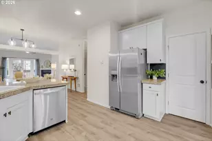 435 NE Cook St, Portland, OR 97212 - Photo 7