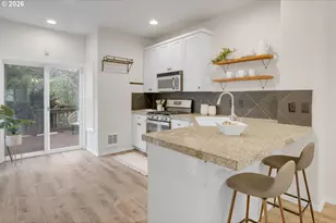 435 NE Cook St, Portland, OR 97212 - Photo 5