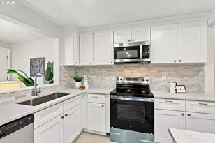 10130 SW Cynthia St, Beaverton, OR 97008 - Photo 7