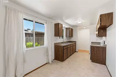 4526 Daisy St, Springfield, OR 97478 - Photo 11
