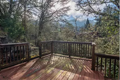 490 Knoll Terrace Dr, Canyonville, OR 97417 - Photo 33