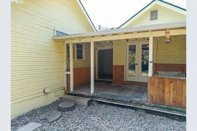 728 N 9th St, Cottage Grove, OR 97424 - Photo 21