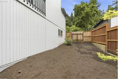 5403 SW Vacuna St, Portland, OR 97219 - Photo 31