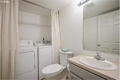 15988 SW Roth Dr, Beaverton, OR 97078 - Photo 15