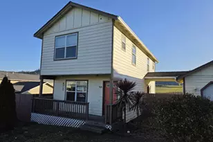 151 NE Plum Ridge Dr, Winston, OR 97496 - Photo 3