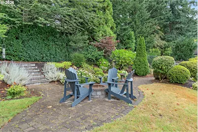 2615 SW Scenic Dr, Portland, OR 97225 - Photo 39