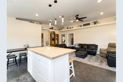 14300 NE 172nd Cir, Brush Prairie, WA 98606 - Photo 17