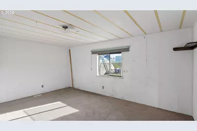 1901 Kalmia St, Sweet Home, OR 97386 - Photo 9