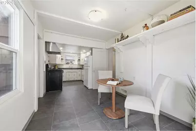 1314 Dalton Dr, Eugene, OR 97404 - Photo 13