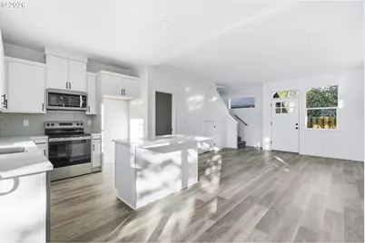 8722 SE Bybee Blvd, Portland, OR 97266 - Photo 11