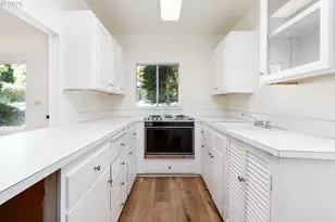 408 Ridgeway Rd, Lake Oswego, OR 97034 - Photo 25