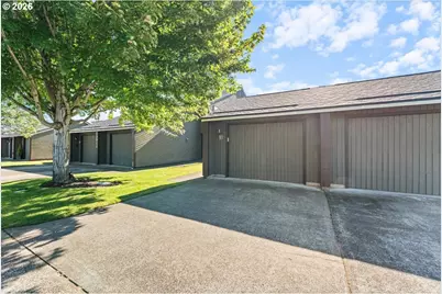 13813 NW 10th Ct #B, Vancouver, WA 98685 - Photo 3