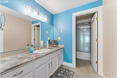 13813 NW 10th Ct #B, Vancouver, WA 98685 - Photo 15