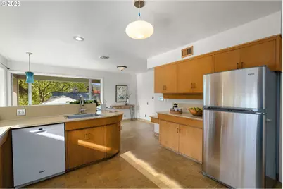 1930 SE Risley Ave, Milwaukie, OR 97267 - Photo 11