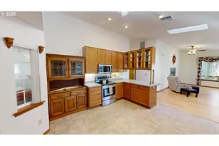 1389 Glenwood Dr, Brookings, OR 97415 - Photo 11