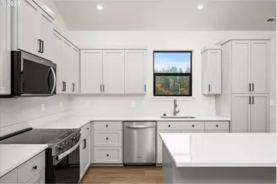 88139 Jameson Way, Veneta, OR 97487 - Photo 9