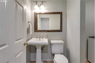 7175 SW Sagert St #102, Tualatin, OR 97062 - Photo 11