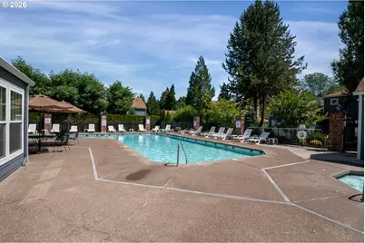 7175 SW Sagert St #102, Tualatin, OR 97062 - Photo 33