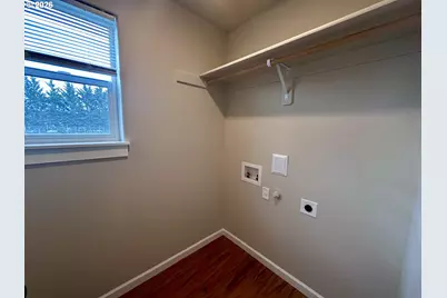 279 Lacasa St, Eugene, OR 97402 - Photo 7