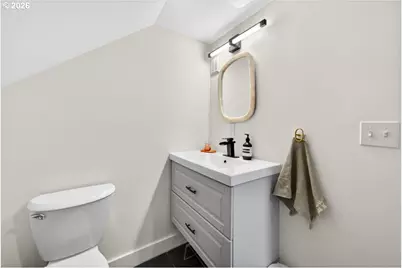 6651 NE Roselawn St, Portland, OR 97218 - Photo 27