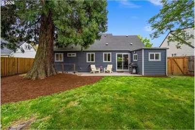 6651 NE Roselawn St, Portland, OR 97218 - Photo 37