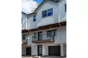 6393 E Burnside St, Portland, OR 97215 - Photo 35