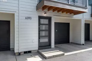 6393 E Burnside St, Portland, OR 97215 - Photo 31