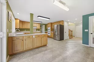 2279 Blackburn St, Eugene, OR 97405 - Photo 7