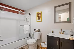 1810 Harney St, Vancouver, WA 98660 - Photo 13