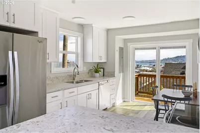 312 3rd St, Astoria, OR 97103 - Photo 7