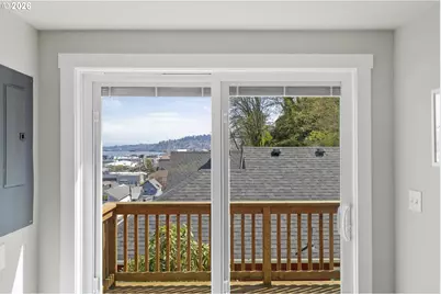 312 3rd St, Astoria, OR 97103 - Photo 11
