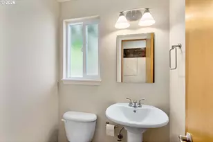 1706 Avalon Dr, Hood River, OR 97031 - Photo 5
