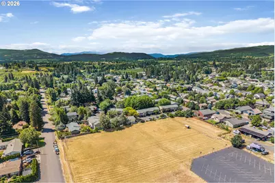 1706 Avalon Dr #27, Hood River, OR 97031 - Photo 31