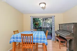 3908 SE Arbor Ct, Hillsboro, OR 97123 - Photo 9