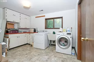 3908 SE Arbor Ct, Hillsboro, OR 97123 - Photo 31