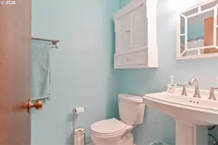 3908 SE Arbor Ct, Hillsboro, OR 97123 - Photo 9