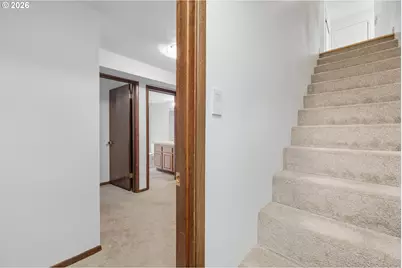 13525 SW Fircrest Ct, Beaverton, OR 97008 - Photo 17