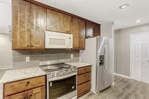 6745 SW Scholls Ferry Rd, Beaverton, OR 97008 - Photo 13